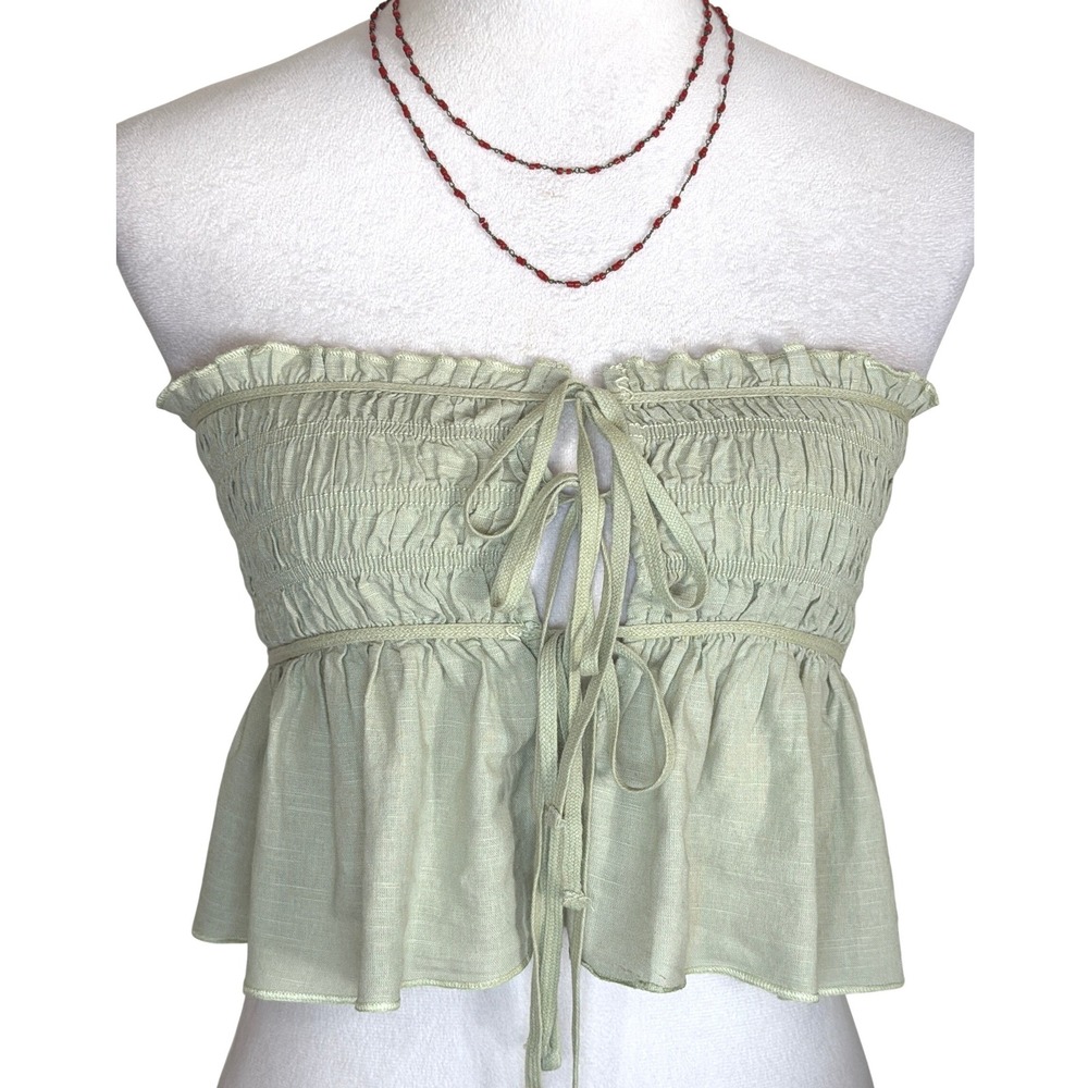 Urban Outfitters Kimchi Blue Tara Babydoll Tube Top Crop Peek a Boo Cutout XS - Picture 1 of 10
